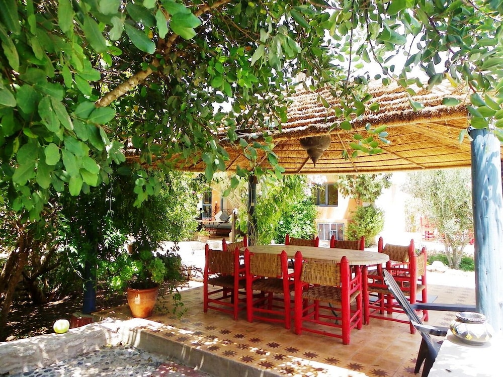 Welcome to Grenadine Town, Double Bedroom Spacious With Swimming Pool