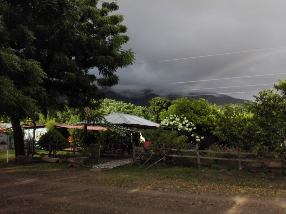 Hospedaje La Cascada