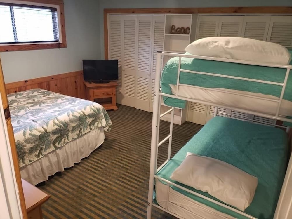 Pelican Bay Resort