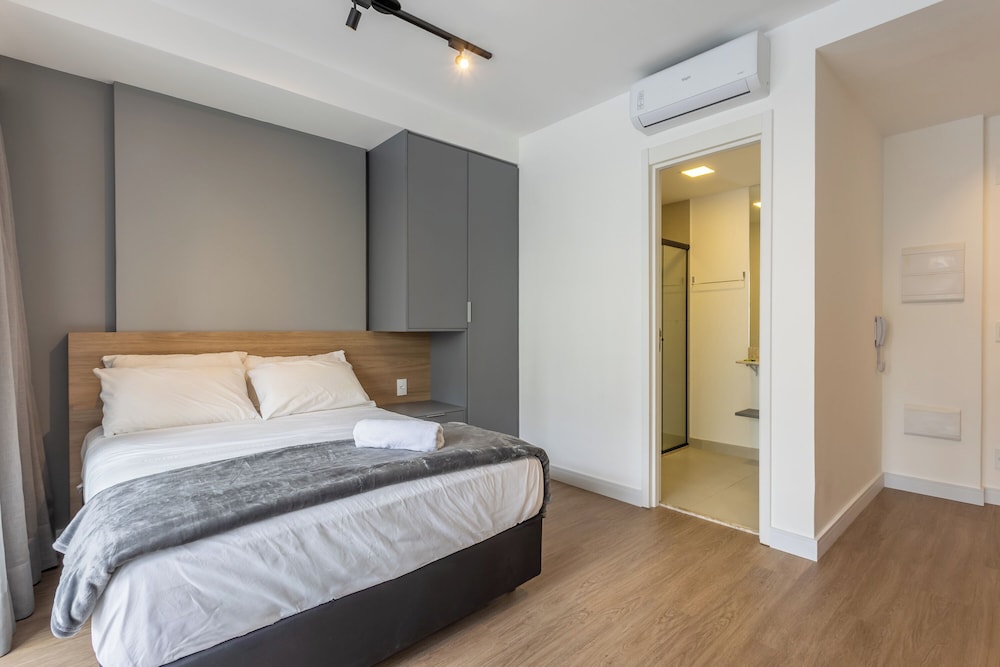 Charming Studio 550 m From Brooklin Subway Atb2014