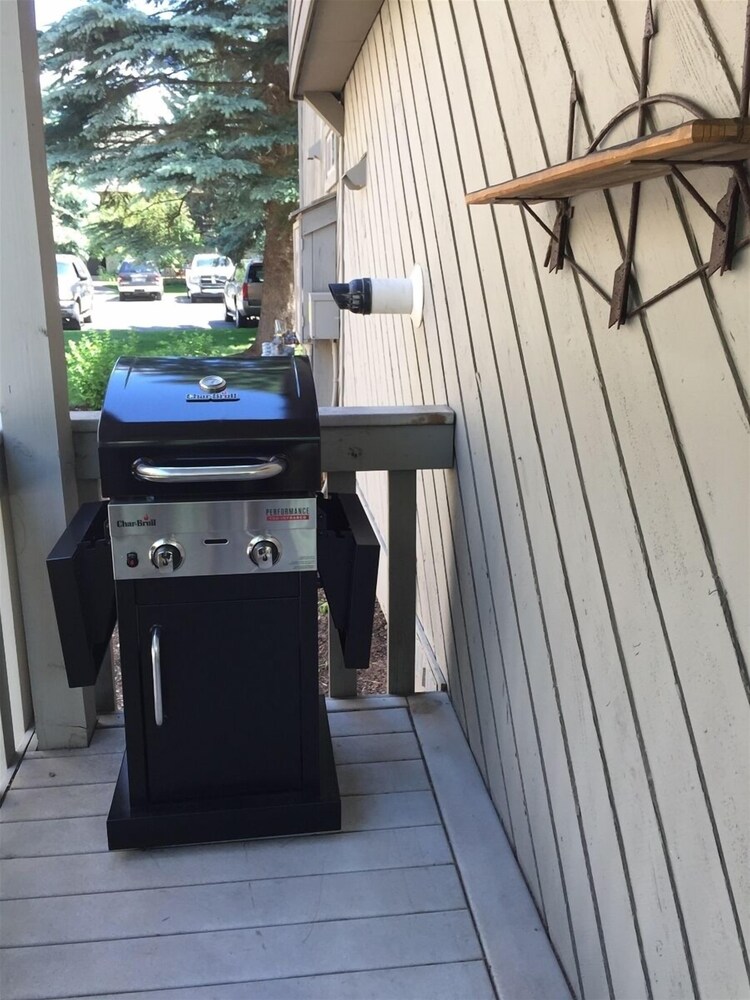 Sv121 - Walk to Lifts & Town - Hot Tub & Pool