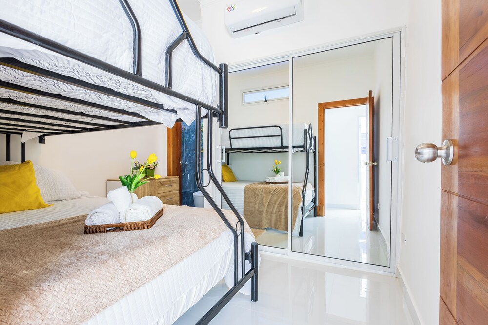 Drake Villa 5