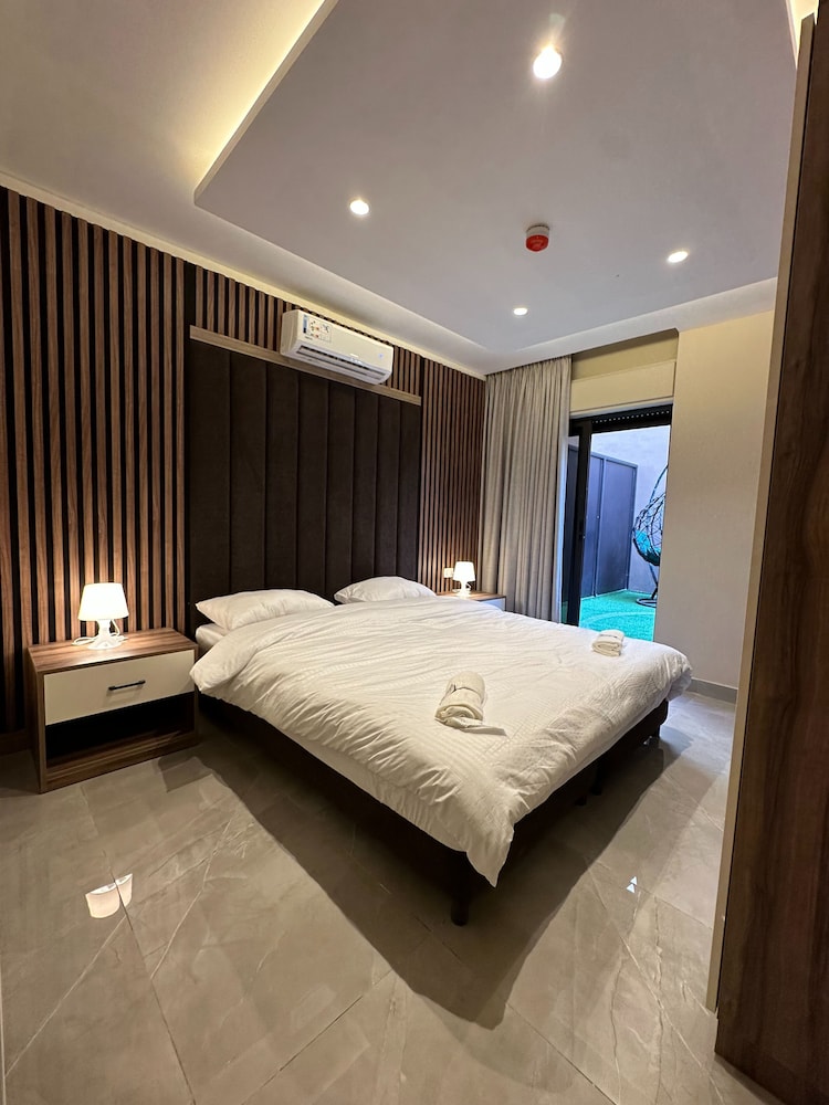 Charming Amman Apartment With Modern Ameniti