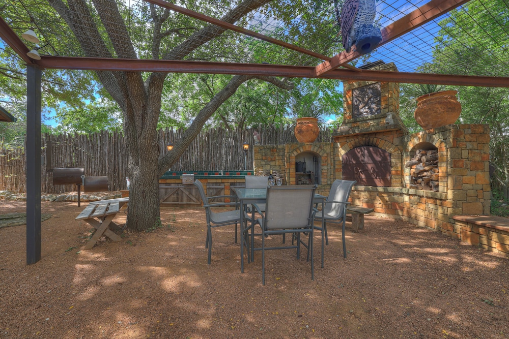 The Willows Casa Grande - Four Minutes to Downtown!