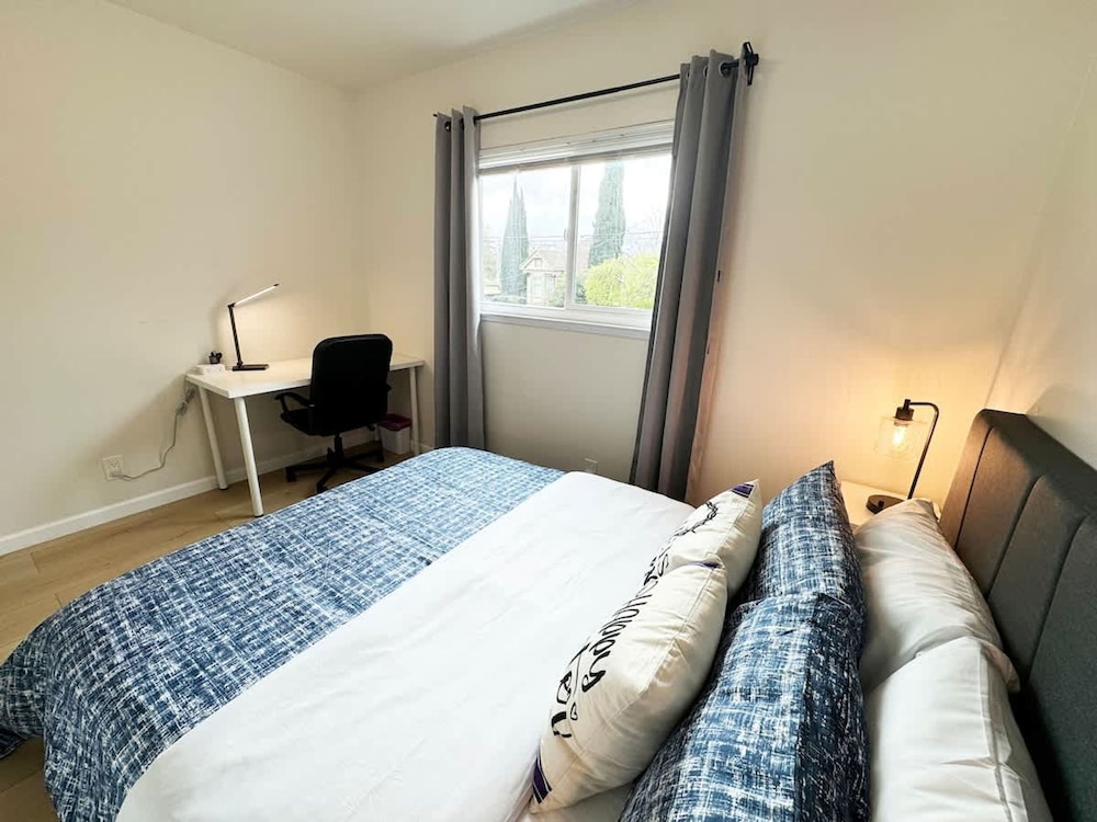 Comfortable 4BR Heart Downtown SJ Central AC Sjsu