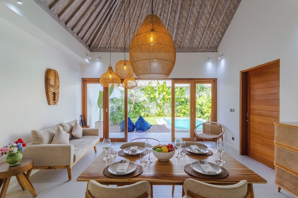 Villa Louna by Pertama Management