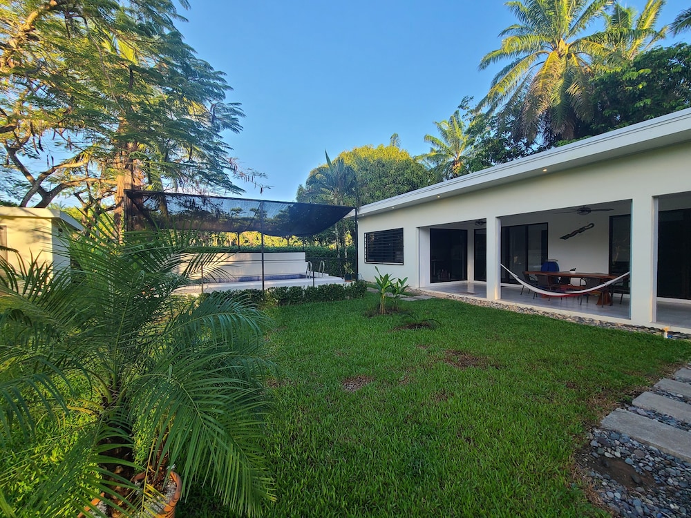 Hotel Villa Elenita - Parrita