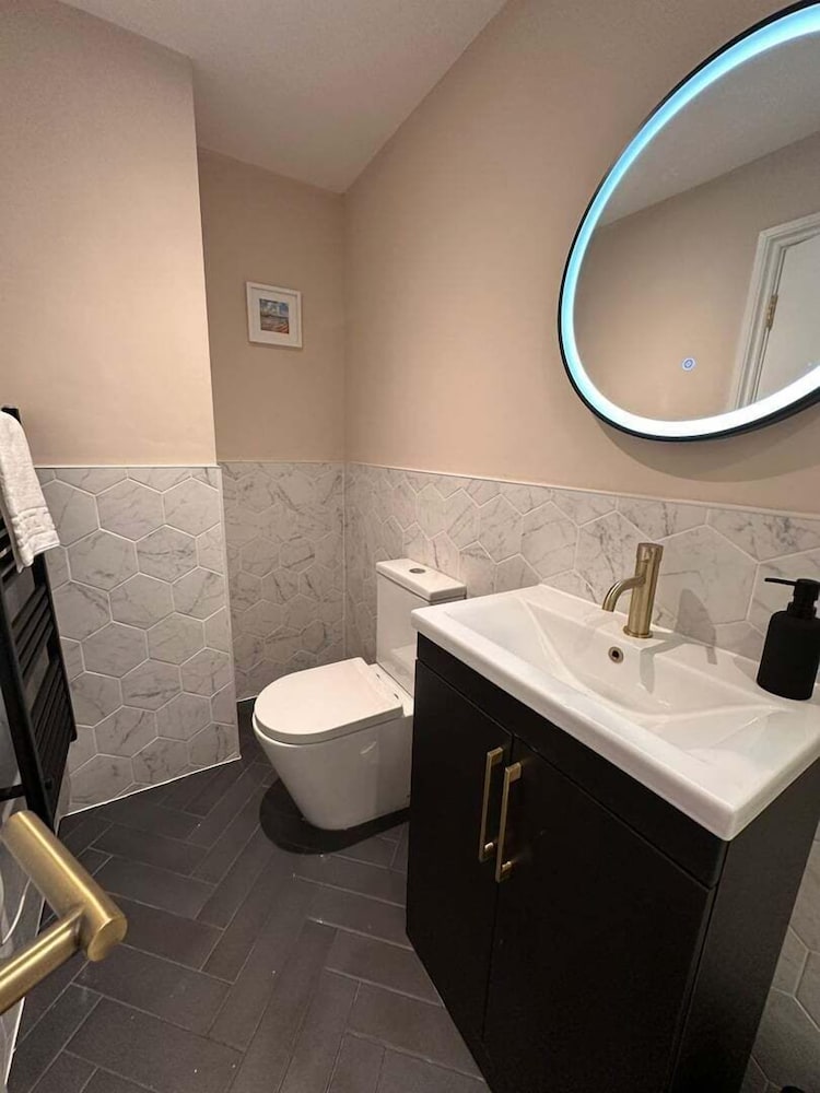 Brighton City View 3-bed Retreat