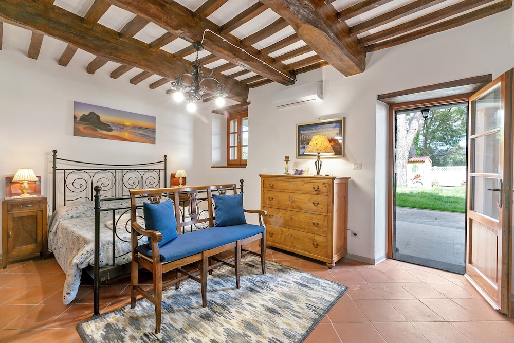 Borgo Panicale Apartments