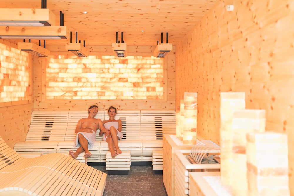 Wellnesshotel ...liebes Rot-Flüh