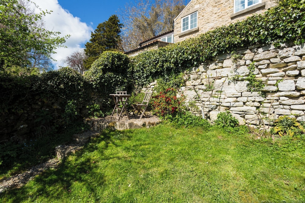 Stunning 3 Bedroom Cottage Near Historic York