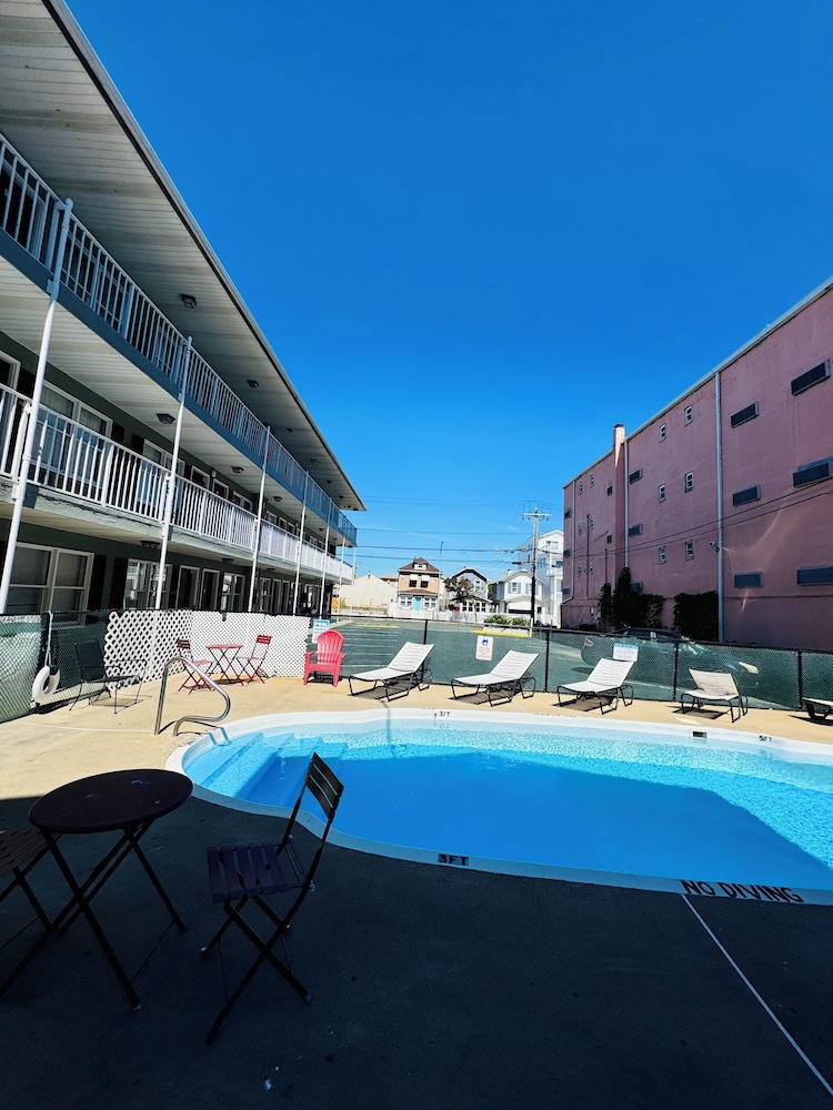 Sea Gem Motel and Apartments