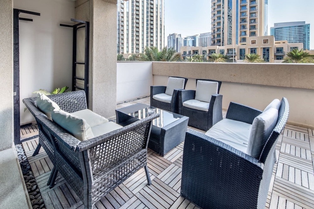 Spacious + Functional Studio Apt in Downtown Dubai