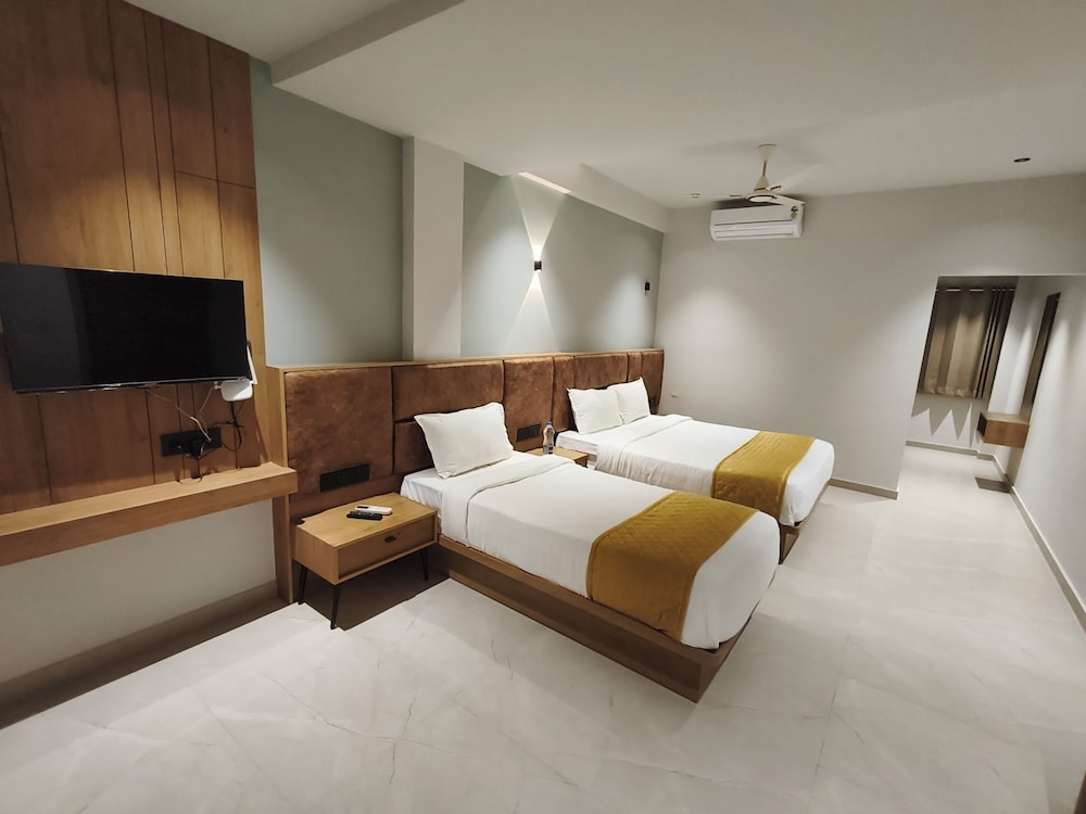 Hotel Beverly Plaza Kozhikode