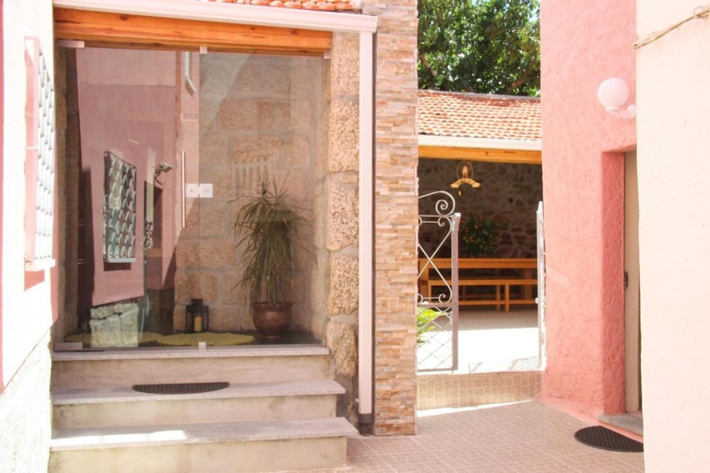 Serra da Estrela Seven Rooms 3 Suites Villa In s
