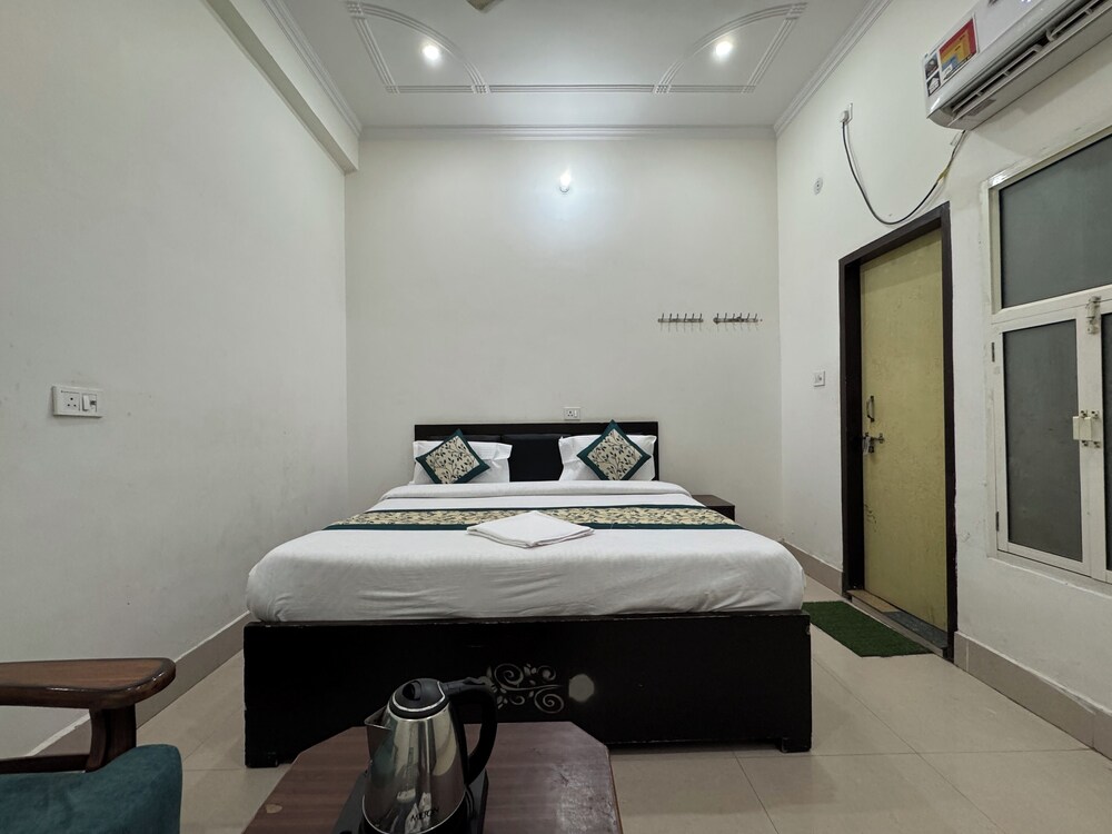 Murli Manohar Palace