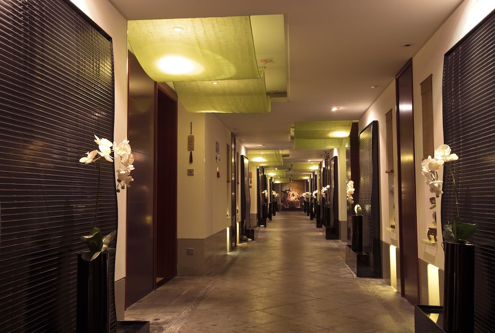 Ovation Seven-Cultivation Hotel