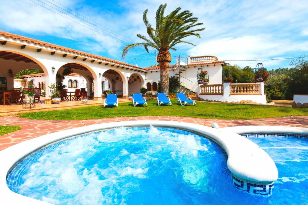 Villa Balneari Resort Casa Vacances Per Famílies Chalet Casa Rural