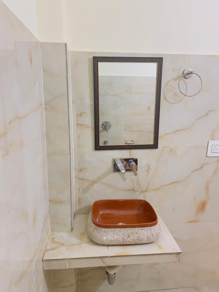 Hotel Kesri paradise