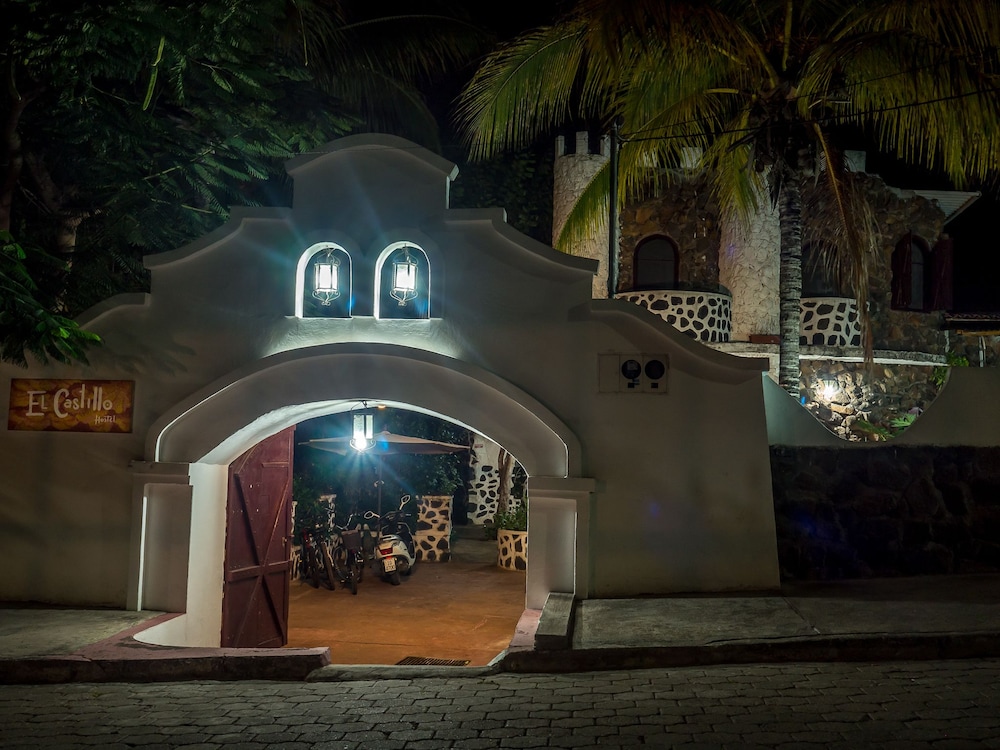 El Castillo Galapagos