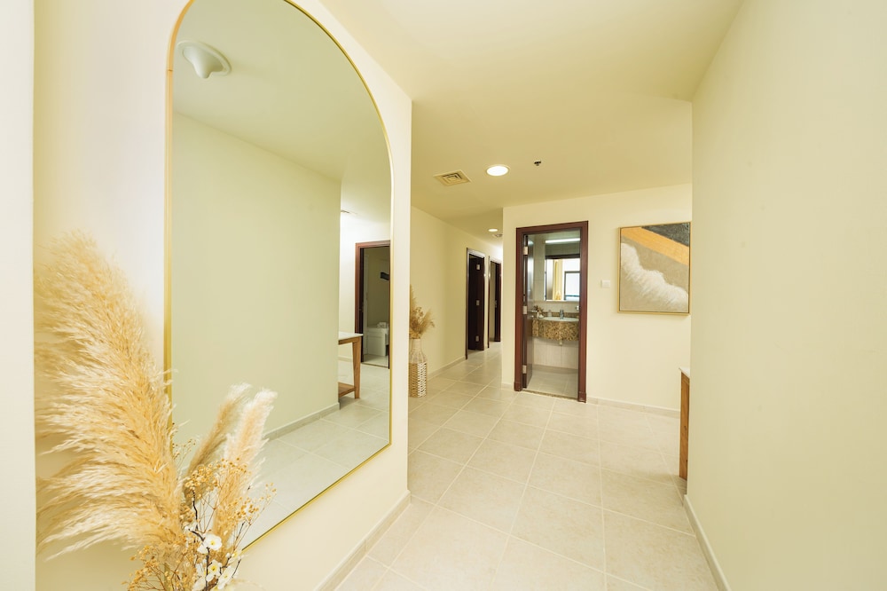 PVH - 3BR & Maids Room - Princess Tower