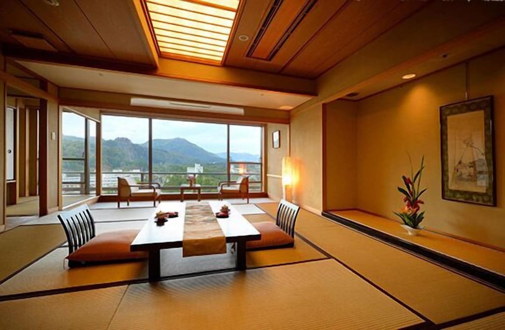 1000 Years of Tradition - Akiu Onsen Sakan
