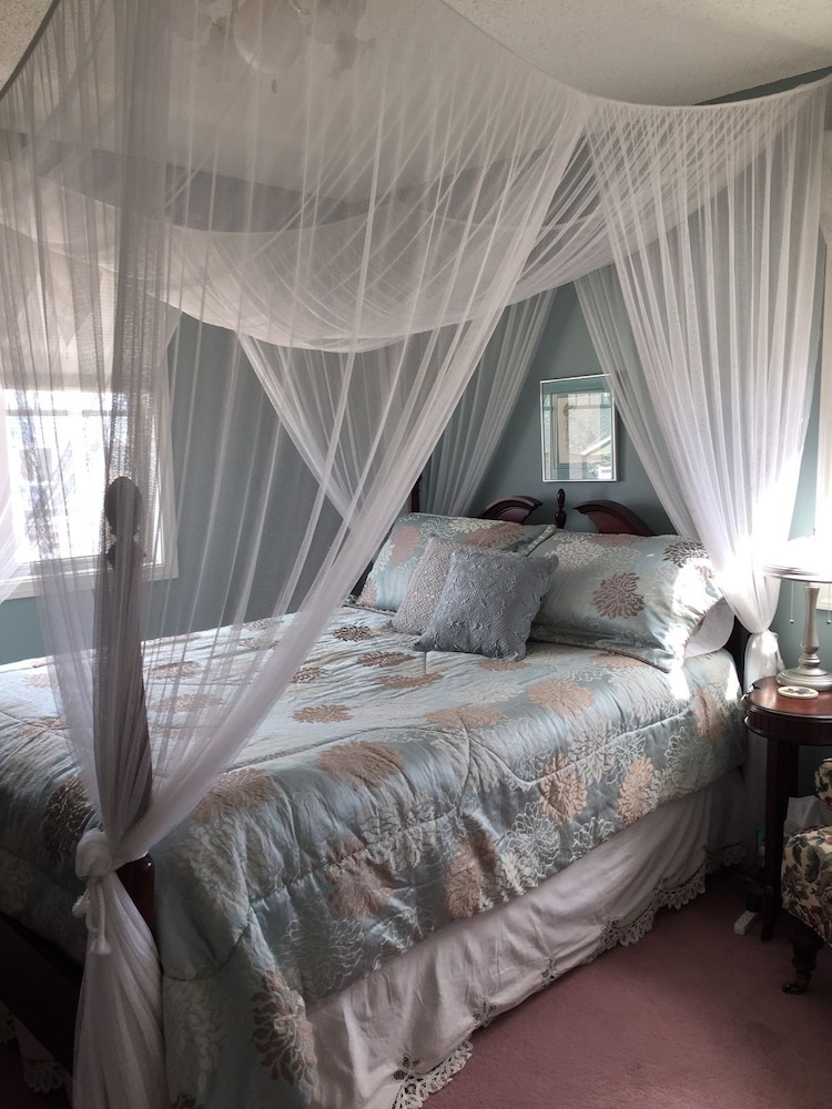 Elevate Rooms Harmony House B&B