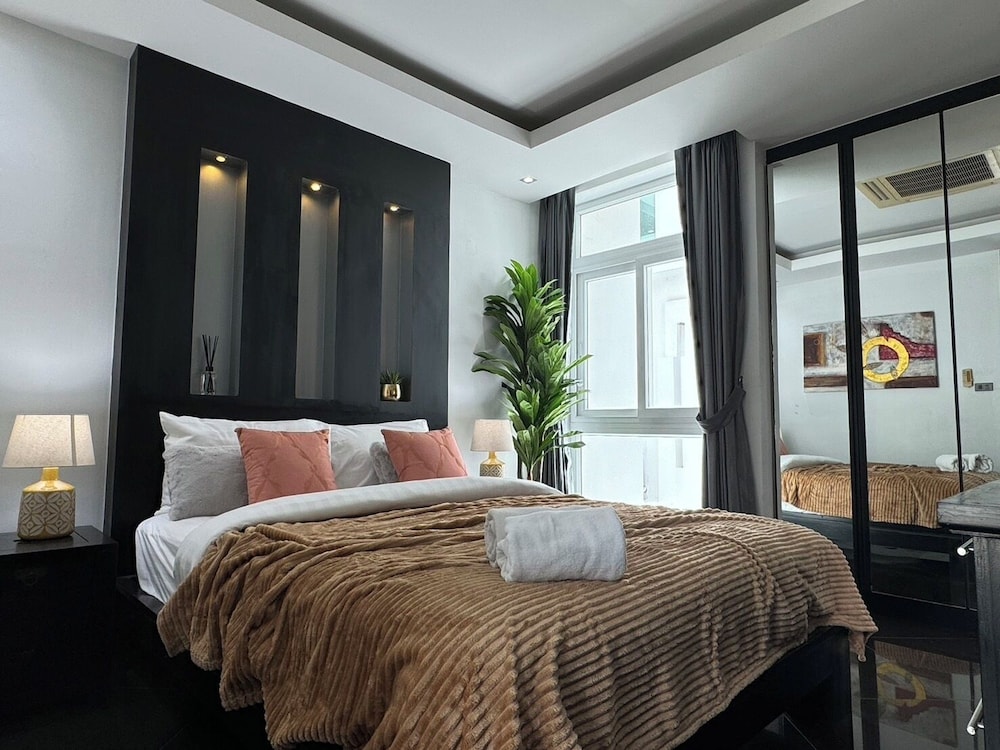 Premium Pool Villas Pattaya