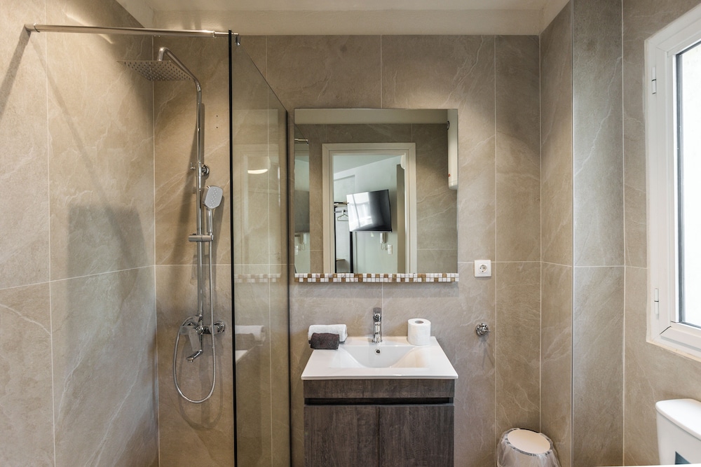 Noima Luxury Suites