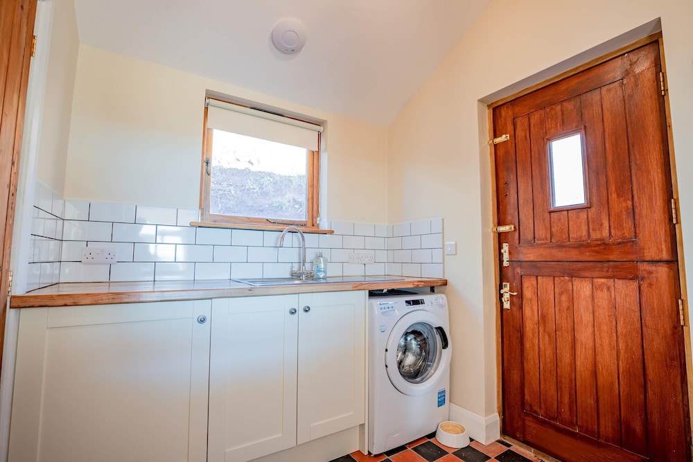 Host Stay Upperley Barn