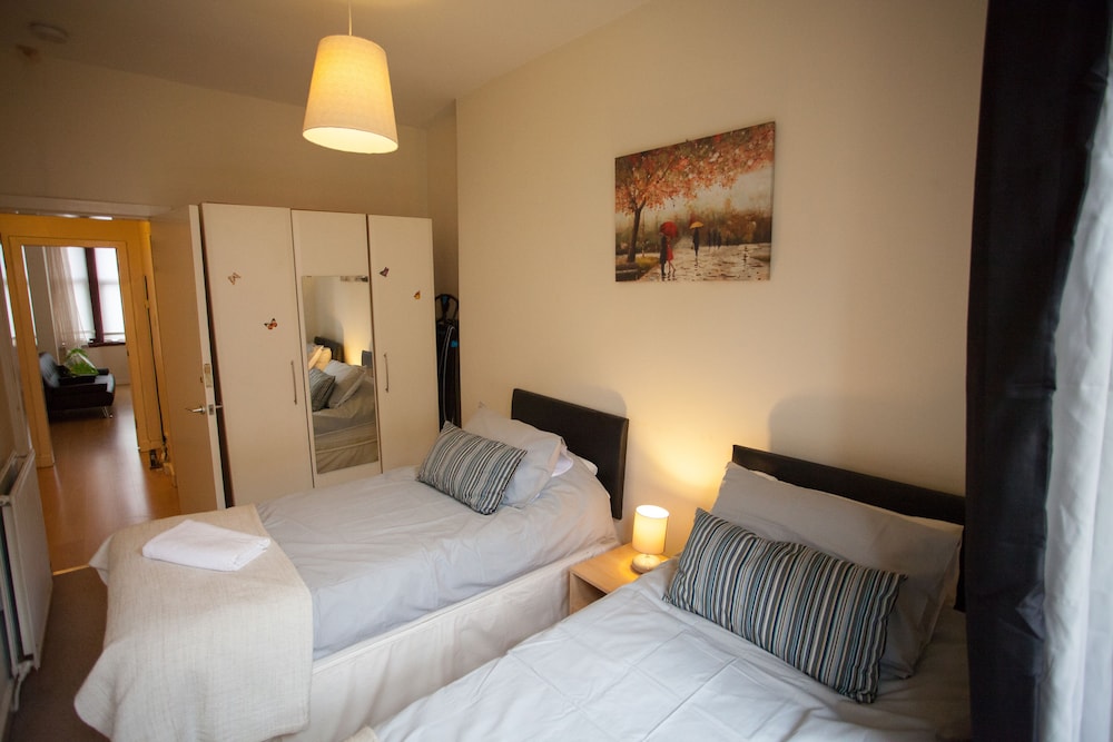 Glasgow Scotstoun Apartments