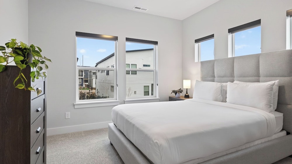 Spacious Park City Home w/ Hot Tub & Game Room Near Skiing & Trails Poppy Peak by Avantstay