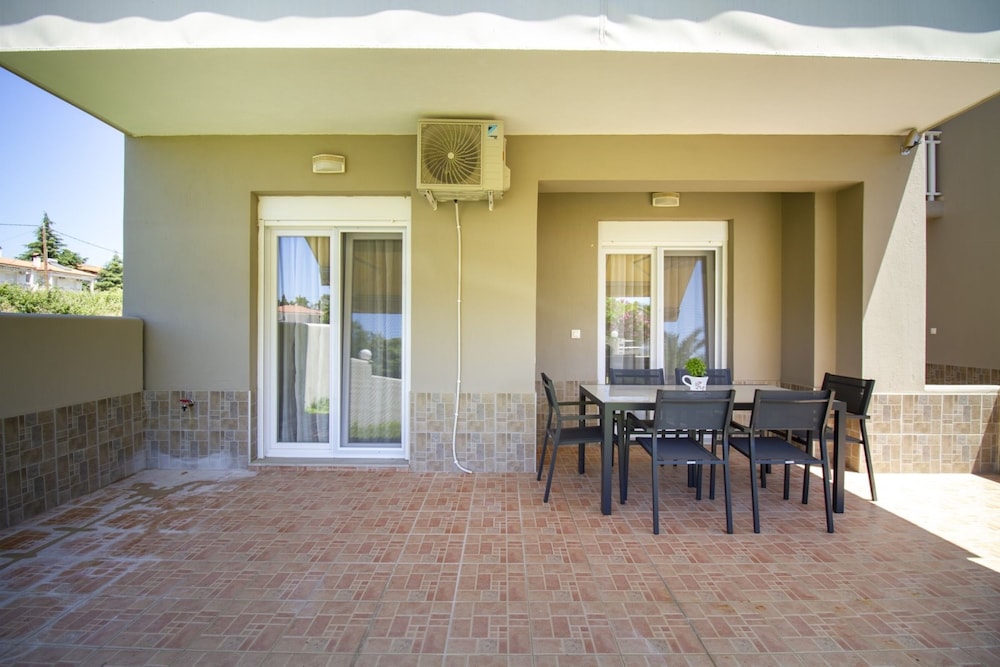 Villa George Nikiti Halkidiki