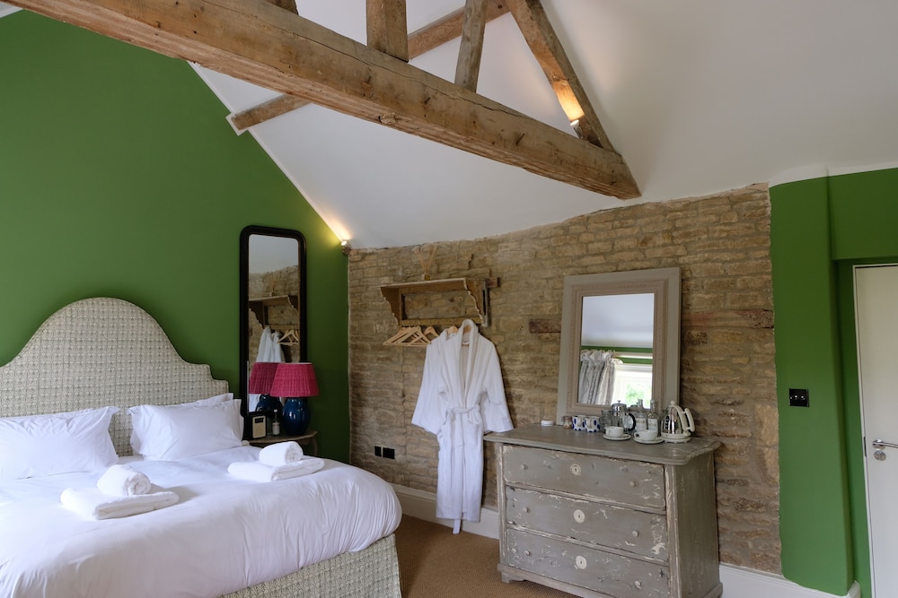The Swan Inn view 5