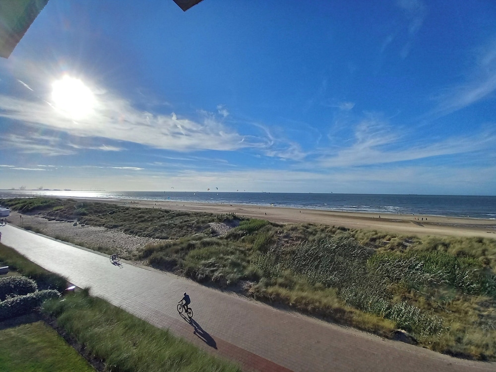 Apartment in Knokke-heist With Sea View