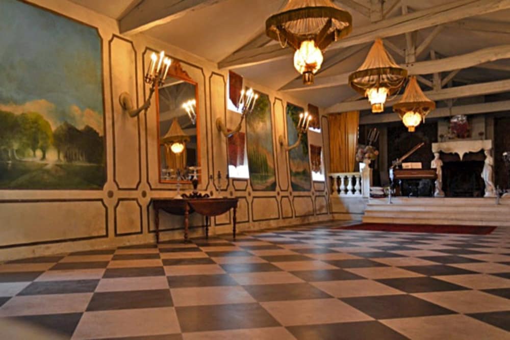 meeting & event spaces