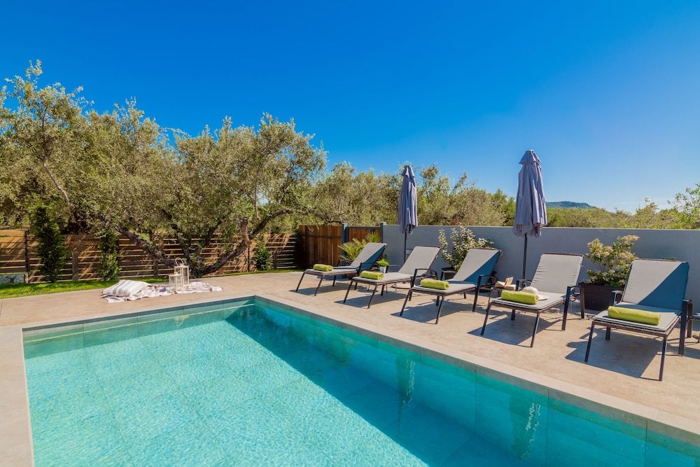 Natura Verde Villas