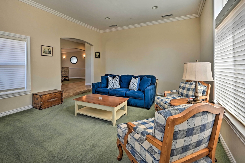 lounge