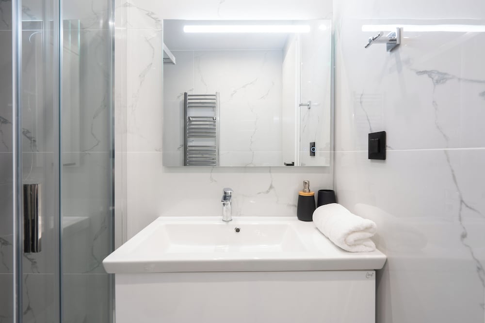 Upscale Apartment in Chalandri with Large Terrace photo 3