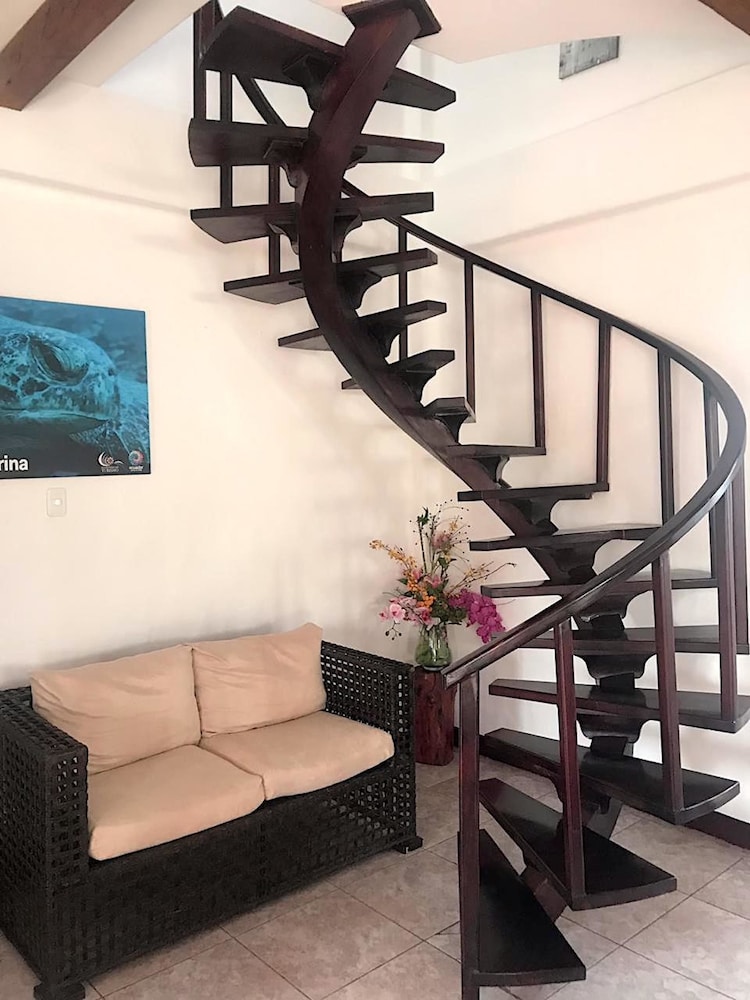 Gala House Galápagos view 3