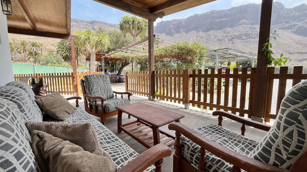 Large Country House Near Maspalomas & Fataga