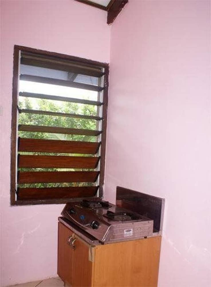 Bluepango Guest House - Hostel