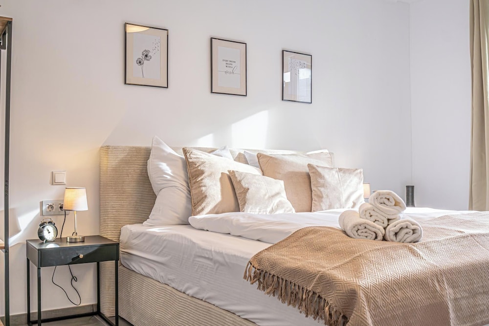 Cozy Room Close To Danube River