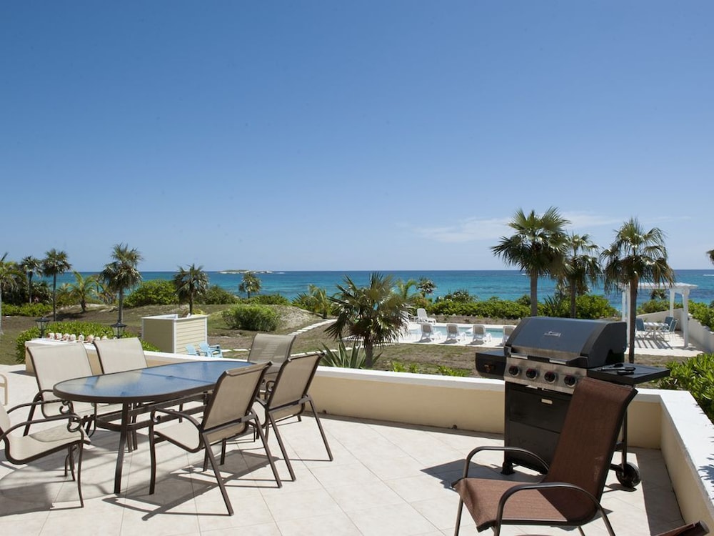 Seaside Sanctuary: Private Estate With Heated Pool