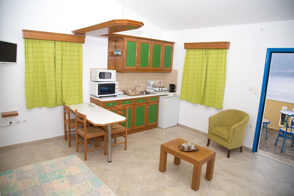 Maria's Apartments