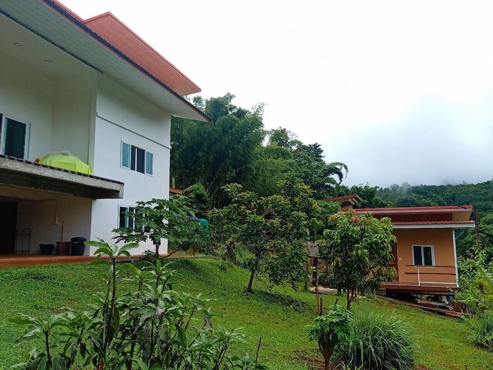 Photo 32