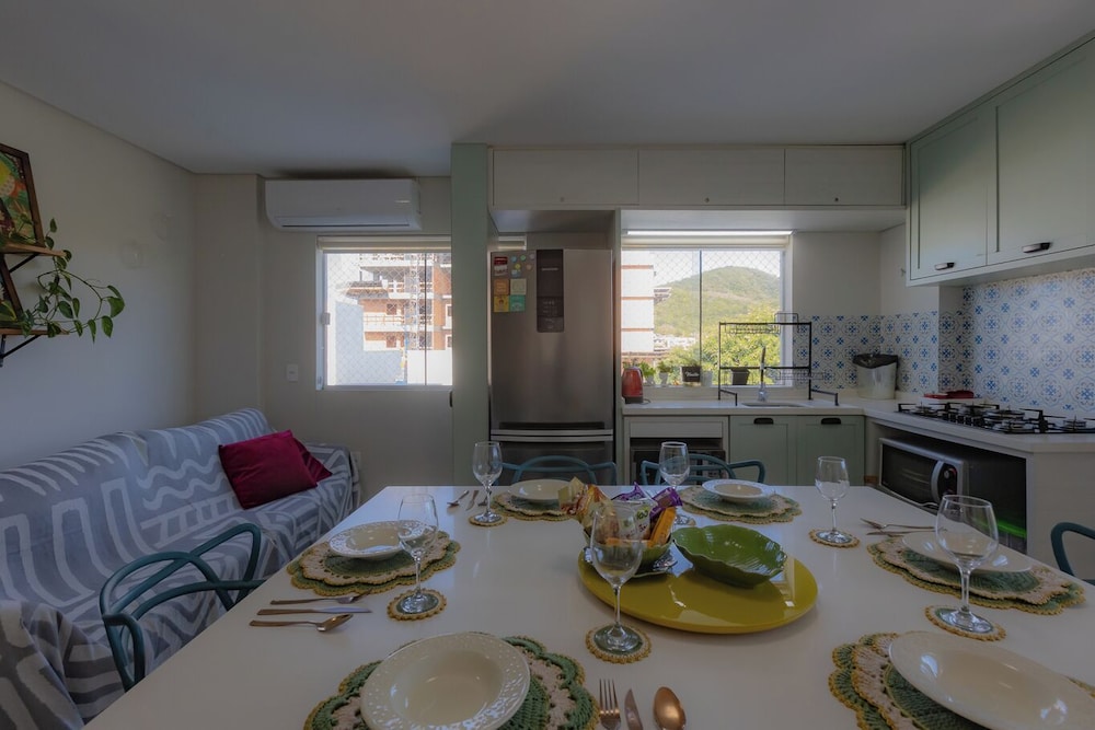 Apt pet Friendly c Garagem pr Ximo ao Beto Carrero