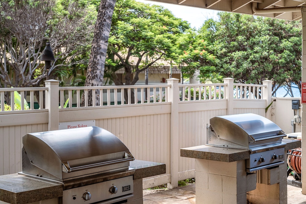 Kihei Akahi C-411 - Modern Top to Bottom Remodel, Split-ac, Across From Kam II