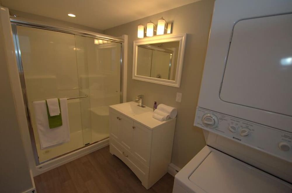 First Avenue Executive Suites