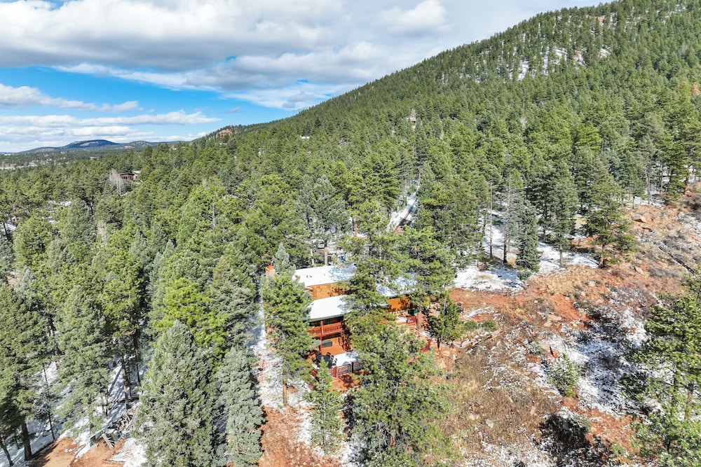 Log Lodge